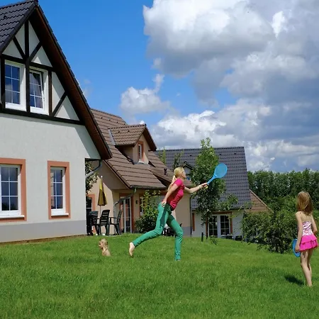 Traditional Style Near River Moselle קוכם